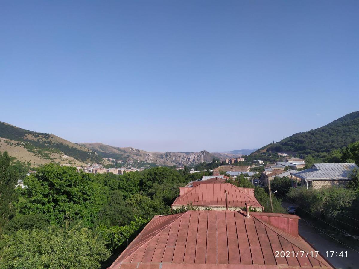 Verishen Guest House B&B Goris Exteriör bild
