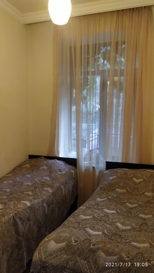 Verishen Guest House B&B Goris Exteriör bild