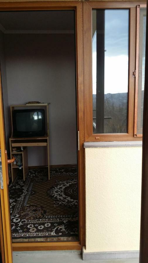 Verishen Guest House B&B Goris Exteriör bild